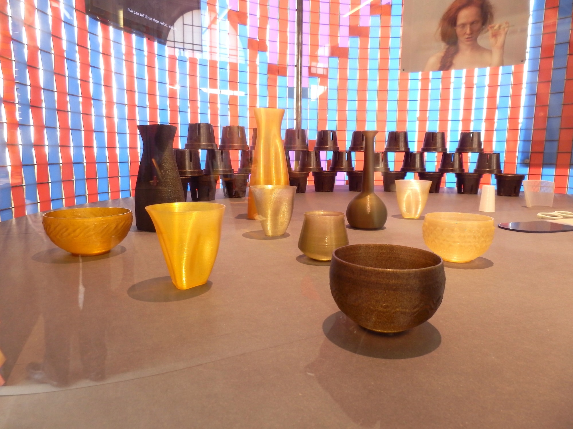 海藻とトウキビを原材料にするバイオポリマーを混合して3Dプリンターで制作されたバイオプラスチック デザイン：Studio Klarenbeek &amp; Dros、Atelier Luma ©Kaoru Urata