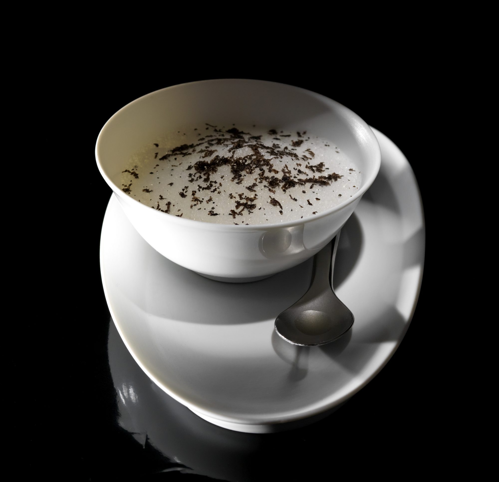 「トリュフ風味の大豆リゾット」 Risotto de Soja à la truffe ©︎Mathilde de l’Ecotais