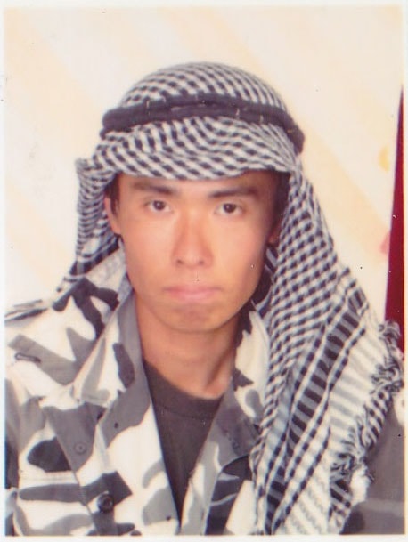 ハッタをかぶった当時の写真。気分はもうパレスチナ人…… 提供／丸山貴史