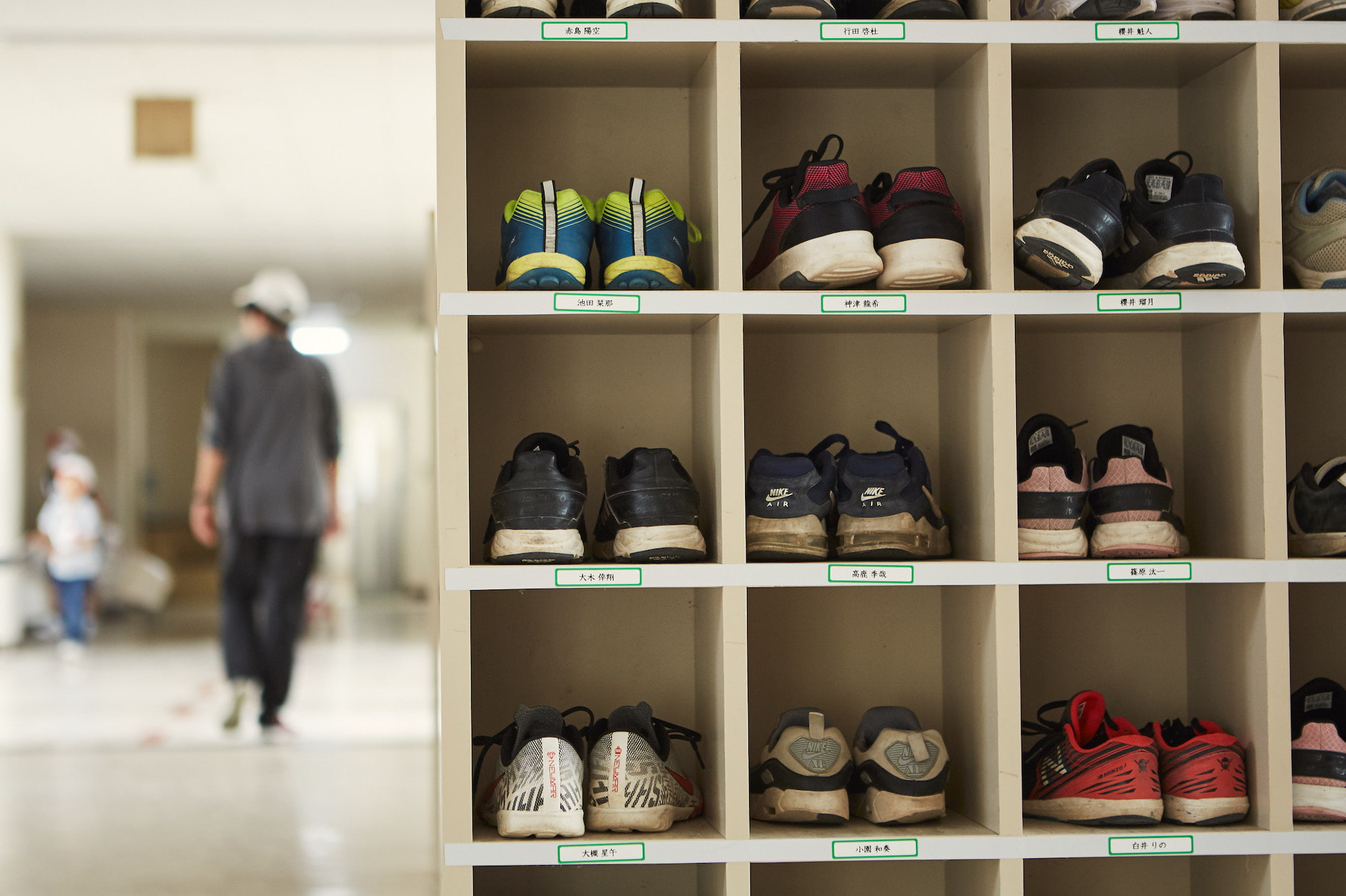 2019年6月27日は御代田南小学校の5年生、28日は御代田北小学校の6年生を対象に「総合的な学習の時間」内の授業として、写真の原点を体感しました（協力：御代田町教育委員会）