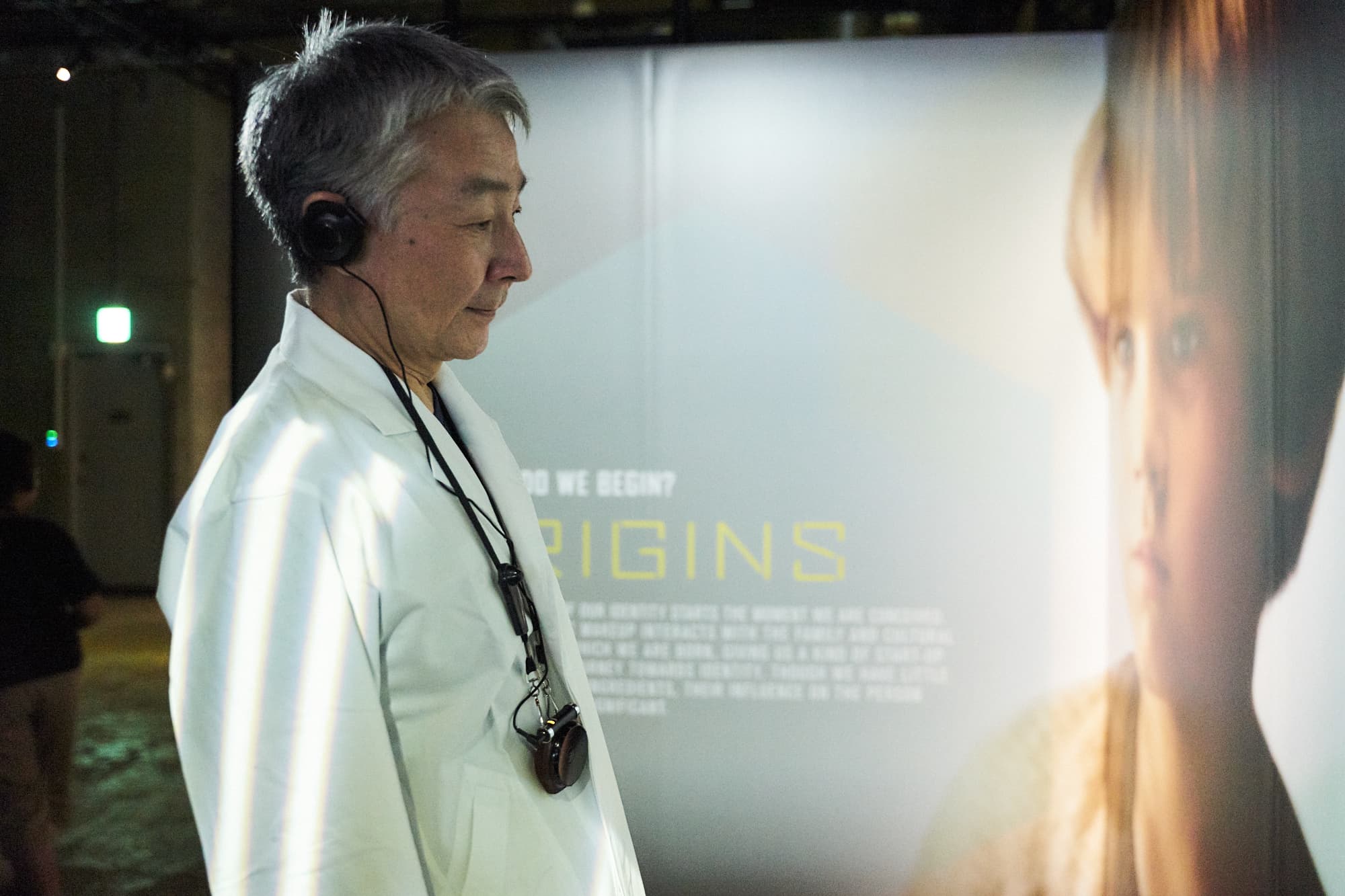 『エピソード1』から『エピソード3／シスの復讐』（2005年）までは、アナキン・スカイウォーカーが少年から大人へ、銀河の自由と正義を守るジェダイの騎士から暗黒卿「ダース・ベイダー」となるまでの出来事とアイデンティティーの変遷を描く