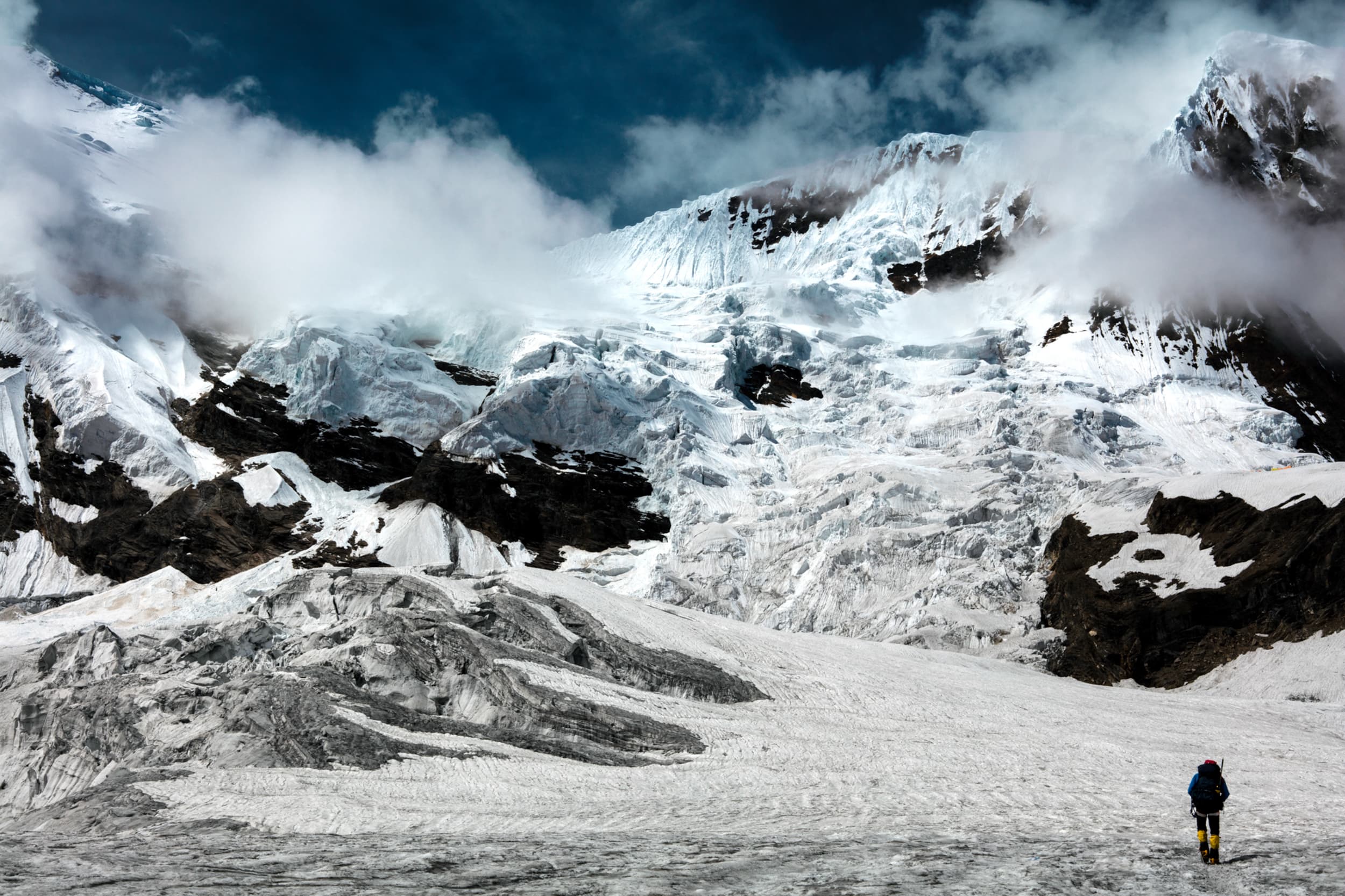 ベースキャンプから、キャンプ1への道のり