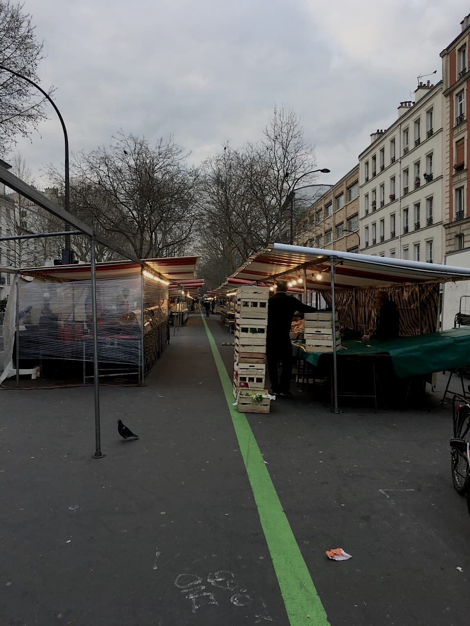 2020年3月18日（1日目） ロックダウン強行から1日。 24日からの閉鎖が決まったマルシェの様子
