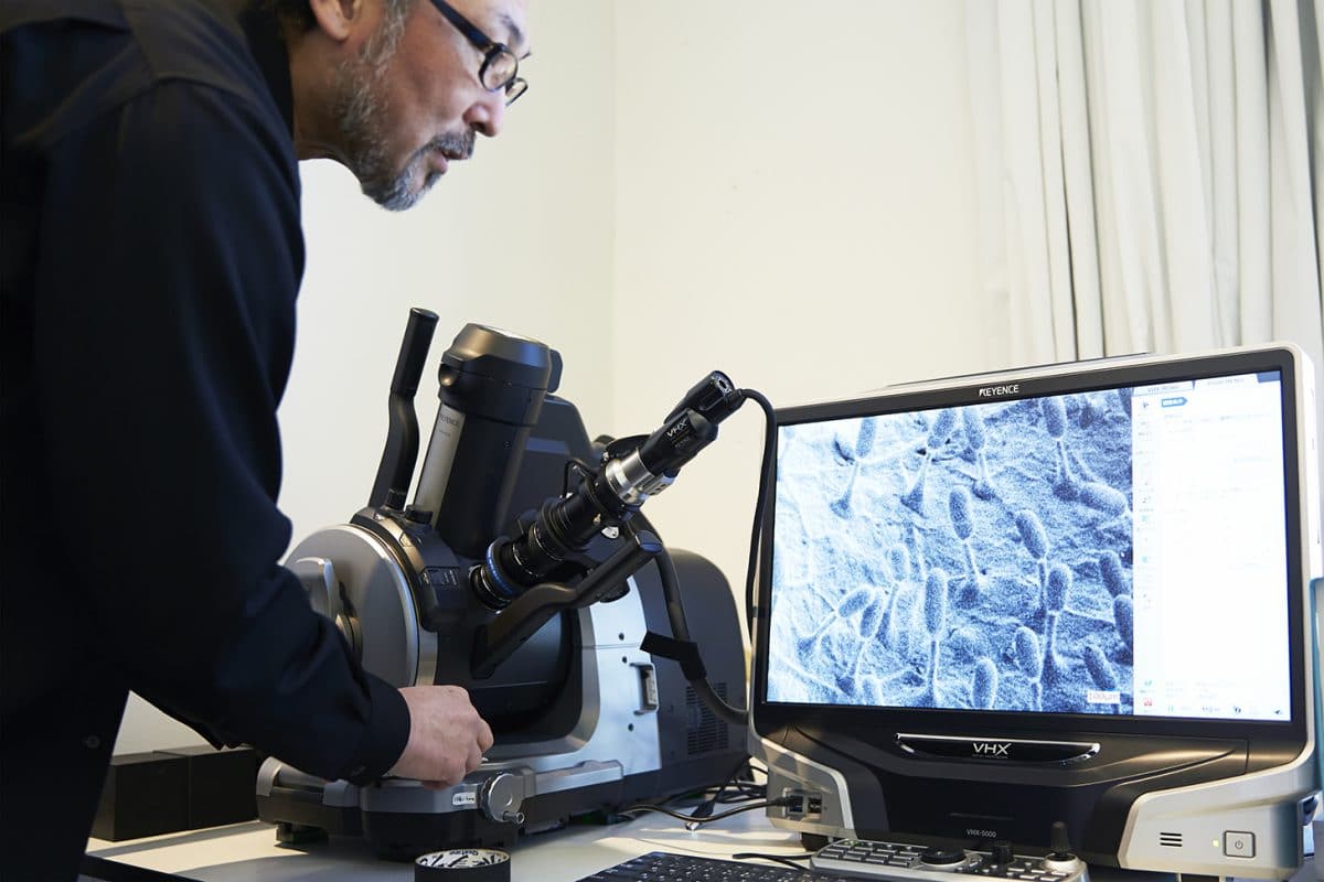 モニターに映し出されたジクホコリ