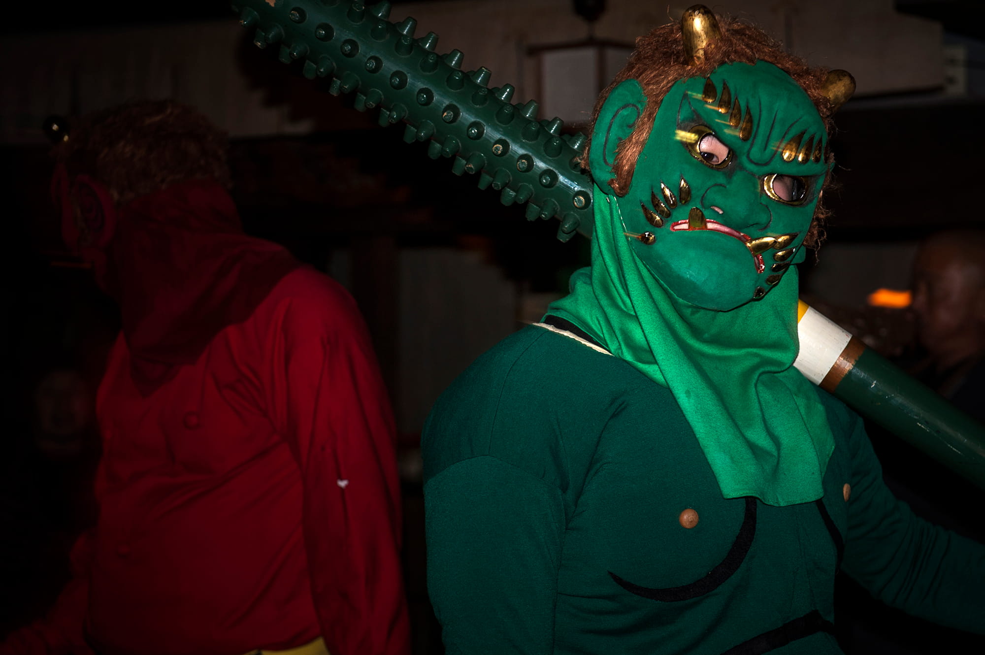 奈良県吉野山金峯山寺の節分会・鬼火の祭典。「福は内、鬼も内」と唱え、節分で全国から追われてきた鬼たちを迎え入れる珍しい行事 ©relaxmax/a.collection /amanaimages